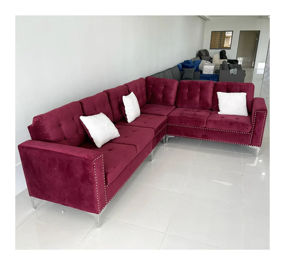Tekkashop Ghế Sofa Góc Chữ L Nệm Vải Đỏ Viền Đinh Chân Kim Loại